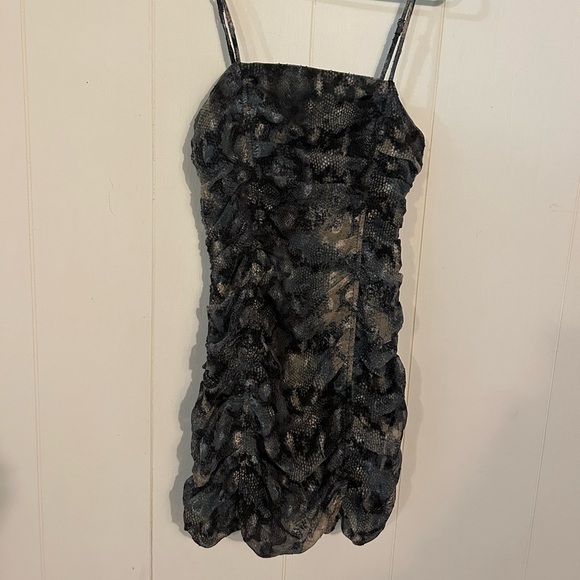Never wore Dress Snake Print Short Ruched Size s Spaghetti strap. - Picture 2 of 3
